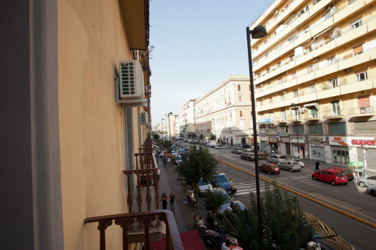 B&B Cara Napoli Екстер'єр фото